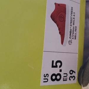 Zumba Wear Street Fresh Sneakers. US 8.5 EU39 Color Well Red is a Bright Red.